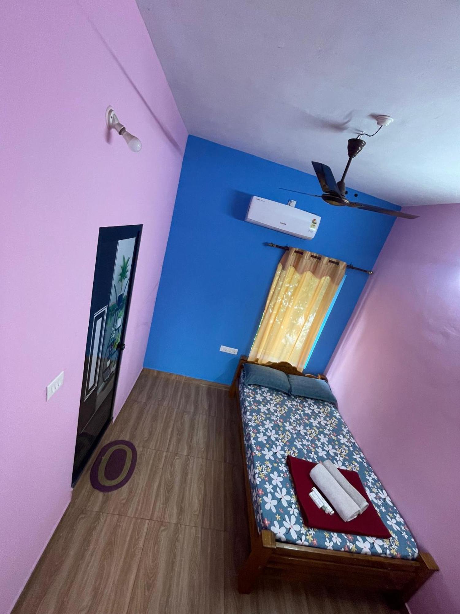 Hostelexp, Varkala - A Beach Town Hostel Kültér fotó